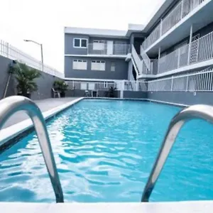 modern-2br-with-kingbed-in-the-heart-of-isla-verde-strip.top-hotels-puertorico.com/
